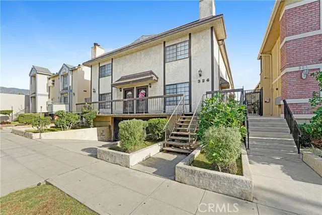 326 E Valencia #C, Burbank, CA 91502 - Image #1