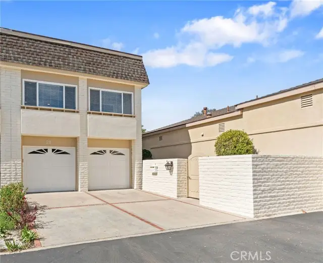 21 Queens Wreath, Irvine, CA 92612 - #1