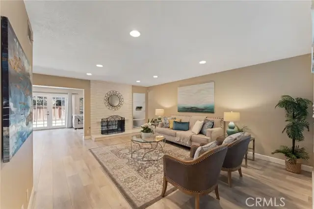 21 Queens Wreath, Irvine, CA 92612 - #2