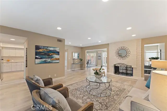 21 Queens Wreath, Irvine, CA 92612 - #3