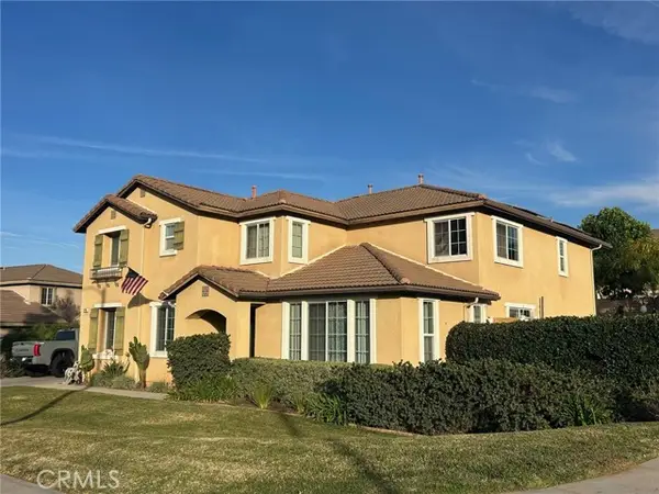 2295 Shanna Carle Drive, Corona, CA 92882
