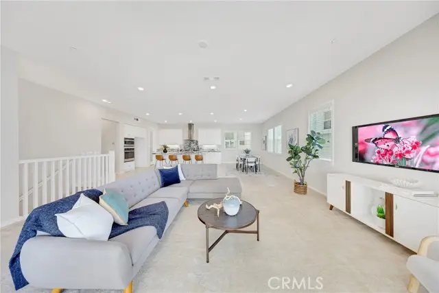 104 Sculpture, Irvine, CA 92618 - #1