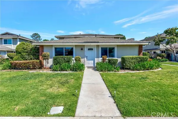 4612 Via Vista Circle #5, Huntington Beach, CA 92649