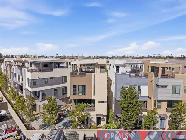 627 Cardiff Reef, Costa Mesa, CA 92627