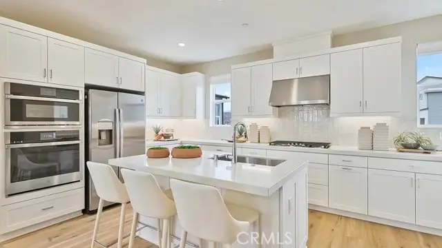 27536 Grand Fir Way, Valencia, CA 91381 - #2