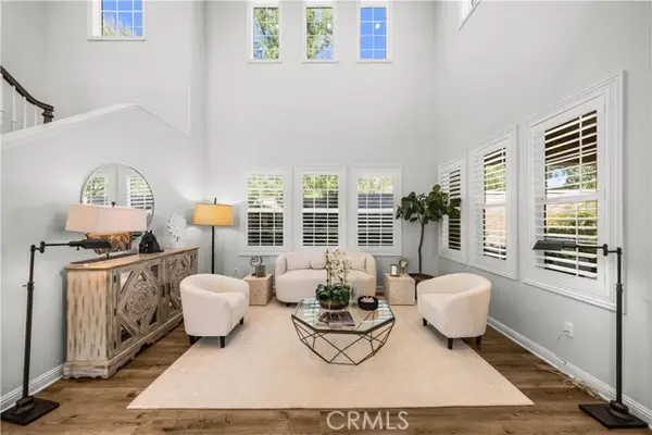 25 Umbria, Lake Forest (el Toro), CA 92630