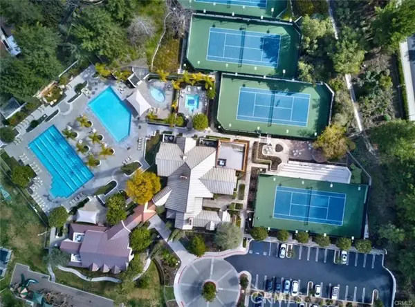 22052 Oak Grove, Mission Viejo, CA 92692