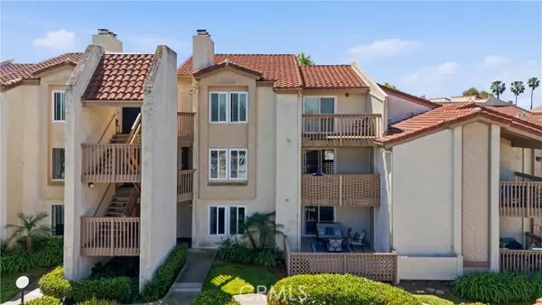 4852 Cabana #104, Huntington Beach, CA 92649