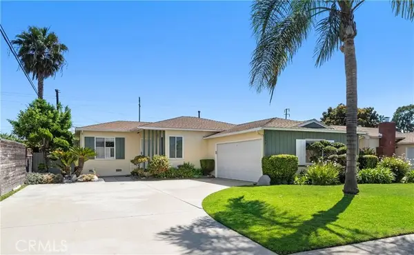 7852 Darwin Avenue, Midway City, CA 92655