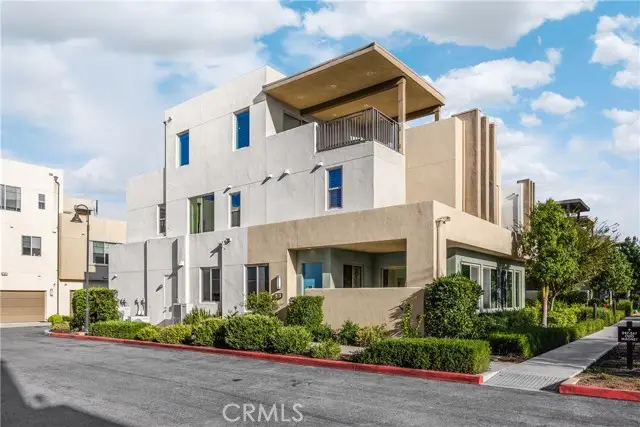 269 Magnet, Irvine, CA 92618 - #3