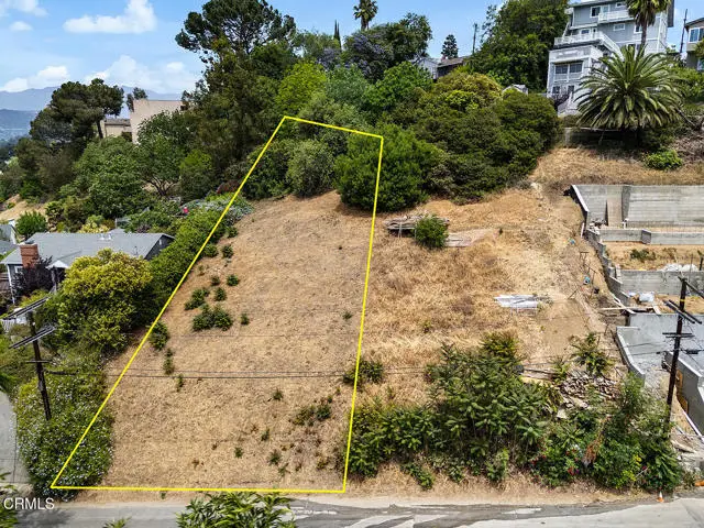 1070 N Oban Dr, Los Angeles, CA 90065 - Image #3