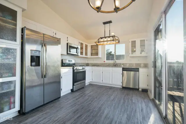 1903 Shamrock Avenue, Palmdale, CA 93550 - Image #3