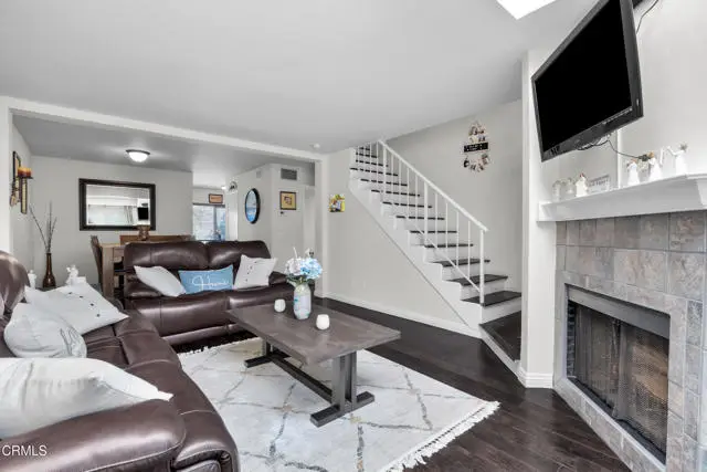 19431 Sherman Way #6, Reseda, CA 91335 - Image #1