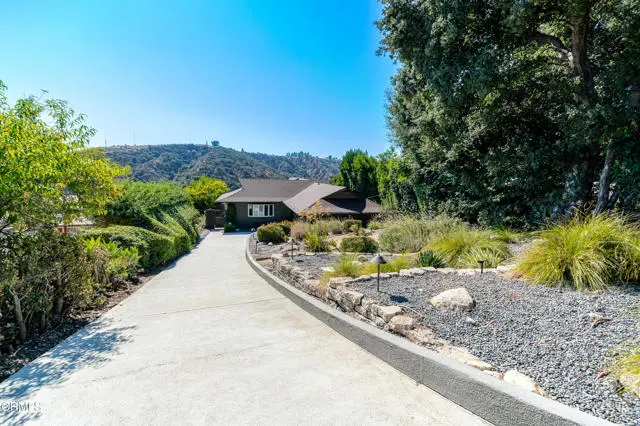 4031 Canyon Dell Drive, Altadena, CA 91001 - Image #2