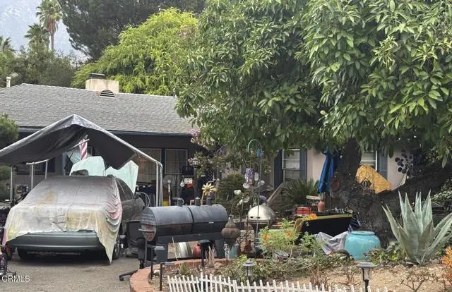 327 W Loma Alta Drive, Altadena, CA 91001 - Image #1