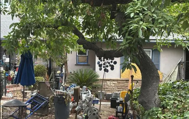 327 W Loma Alta Drive, Altadena, CA 91001 - Image #2