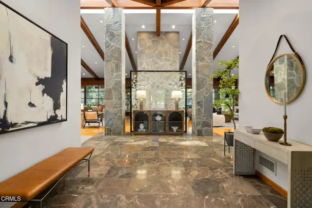 921 Chapea Road, Pasadena, CA 91107 - Image #3