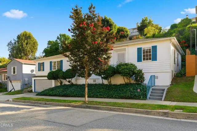 3860 Fairway Boulevard, Los Angeles, CA 90043 - Image #2