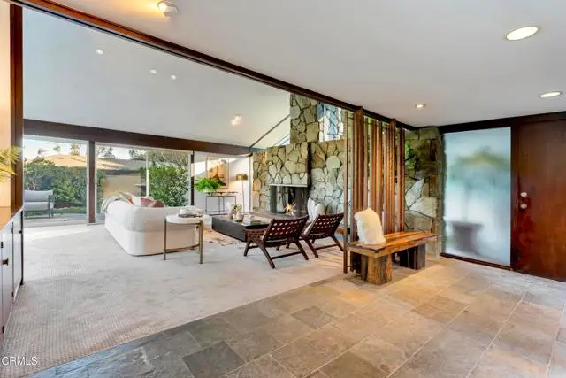 1345 Carnarvon Drive, Pasadena, CA 91103 - Image #3