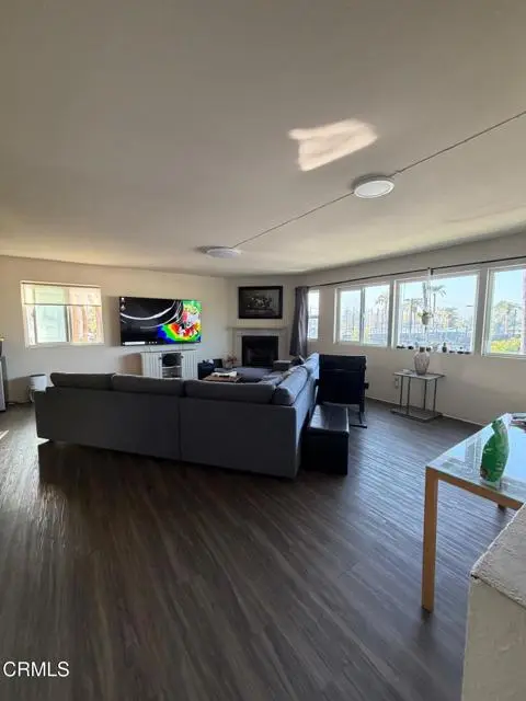 804 N Kenilworth Avenue, Glendale, CA 91203 - Image #3