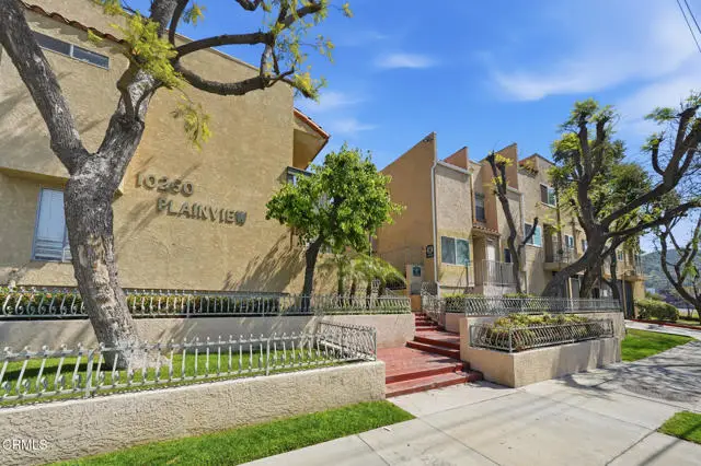 10260 Plainview Avenue #12, Tujunga, CA 91042 - #3