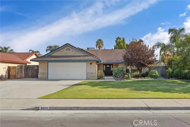 9613 Bracken Oak, Bakersfield, CA 93311 - Image #1