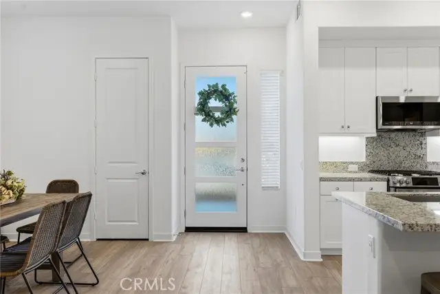 27410 N Merlin Place #101, Valencia, CA 91381 - Image #2