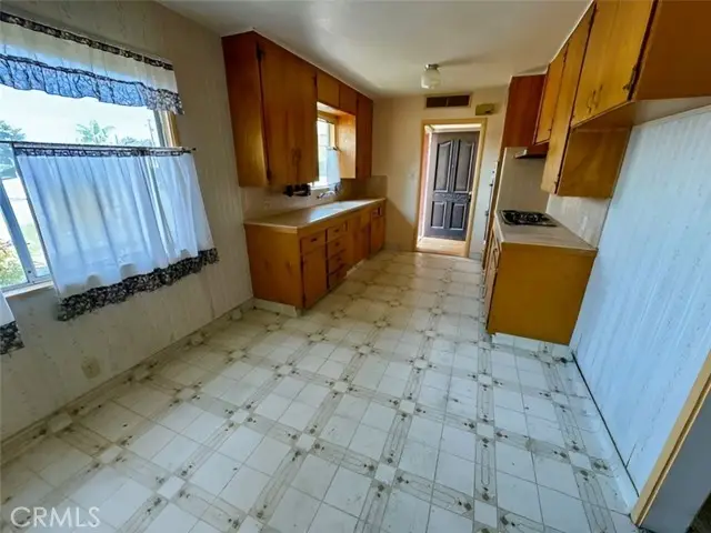 2244 S Church, Visalia, CA 93277 - #3