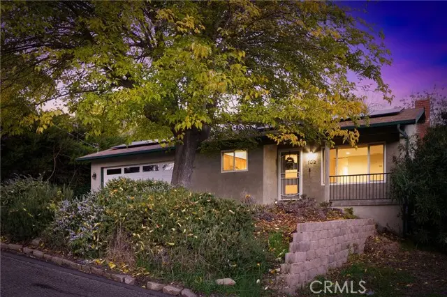 102 Glencrest Lane, Paso Robles, CA 93446 - Image #2