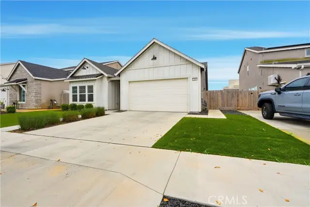 133 E Tyler Avenue, Visalia, CA 93291 - Image #3