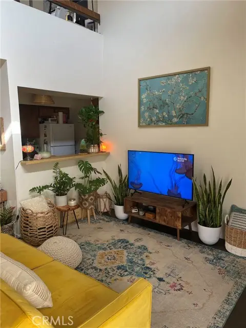 8221 Langdon #204, San Fernando Valley, CA 91406 - #1