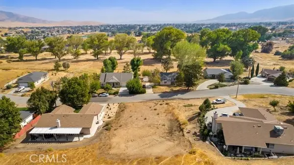 22935 Larkspur Court, Tehachapi, CA 93561