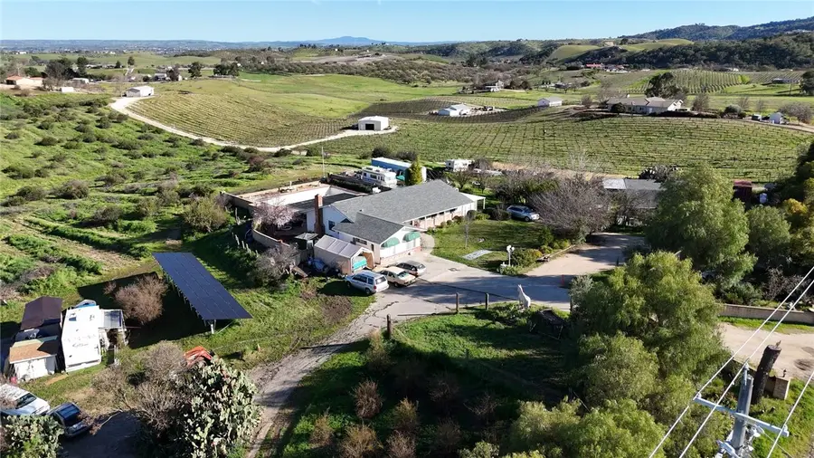 5770 Vista Serrano, Paso Robles, CA 93446 - #3
