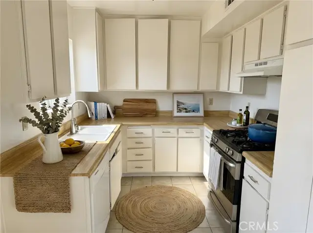 1273 San Simeon Court #1, San Buenaventura Ventura, CA 93003 - #3