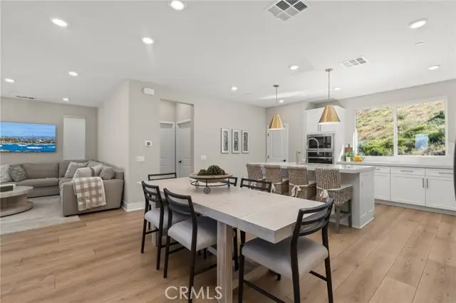 15431 Van Lodensteyn, San Diego, CA 92127 - #3