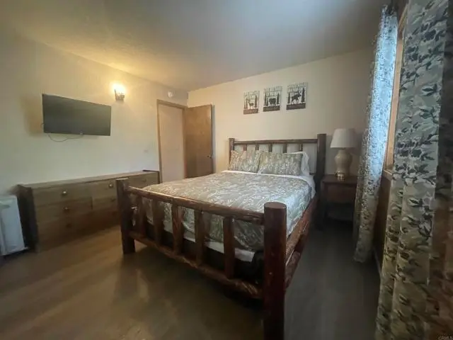 42536 Cedar Ave., Big Bear Lake, CA 92315 - Image #2