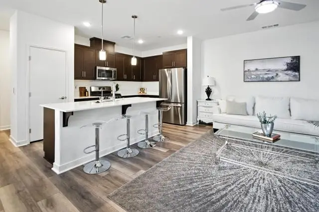 332 Seedling Way, Fallbrook, CA 92028 - Image #1