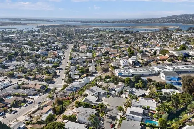 4821 Viane Way, San Diego, CA 92110 - Image #2