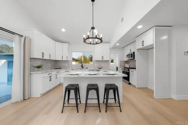 7118 Stanford Ave., La Mesa, CA 91942 - Image #3