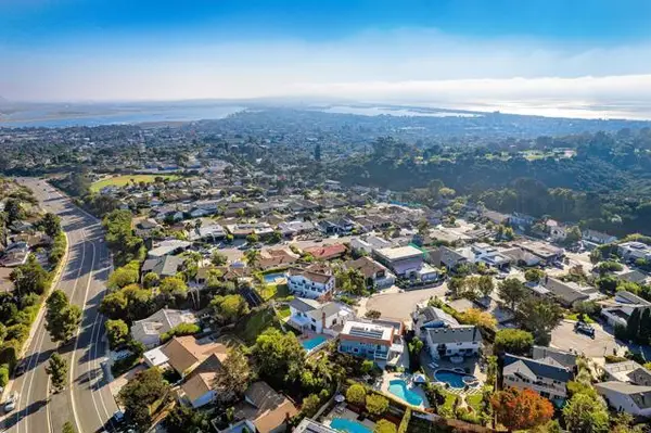 2193 Harbour Heights Rd, San Diego, CA 92109