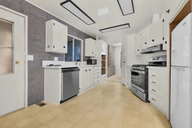 243 Havenview Lane, Oceanside, CA 92056 - Image #3