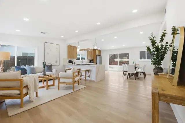 11329 Avenida Del Gato, San Diego, CA 92126 - Image #3