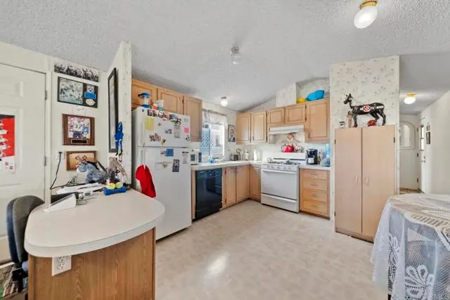 12044 Royal Road #SPC 18, El Cajon, CA 92021 - #3