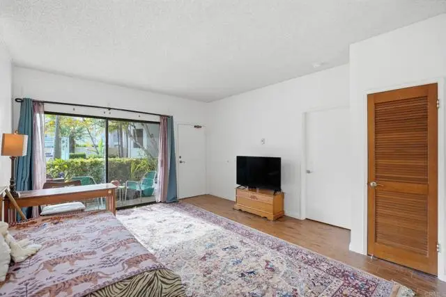 8310 Regents Road #1E, San Diego, CA 92122 - #2