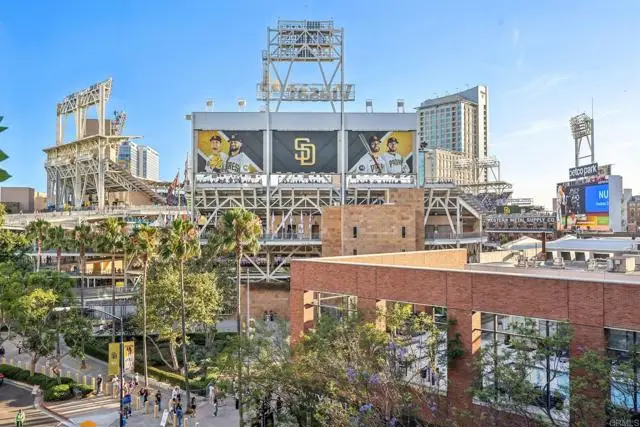 321 10th Avenue, San Diego, CA 92101 - Image #1