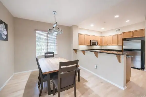 4096 Union Square Lane, San Diego, CA 92105