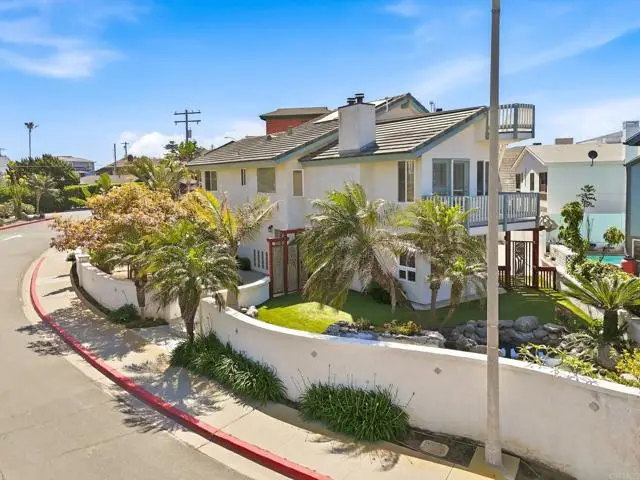 2438 Ocean Street, Carlsbad, CA 92008 - #3