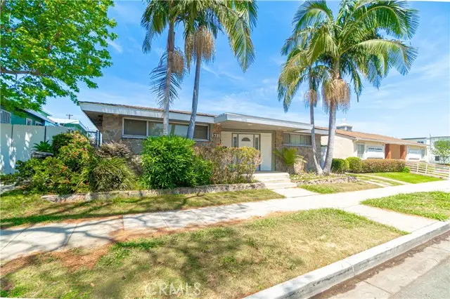 1731 E Wardlow Road, Long Beach, CA 90807 - Image #2