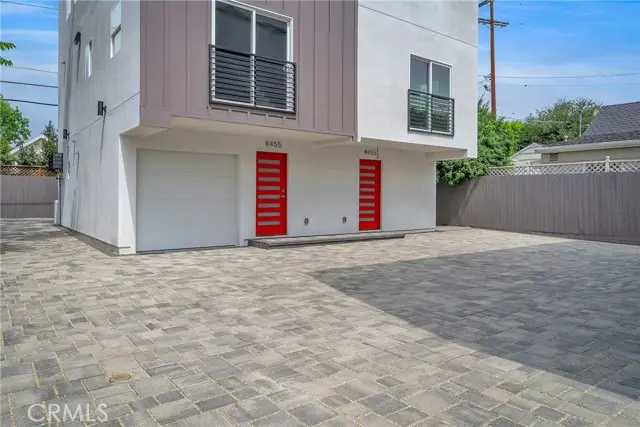 4453 Colfax Ave, North Hollywood, CA 91602 - Image #3