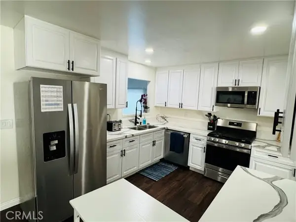 4231 W Hill Avenue, Fullerton, CA 92833